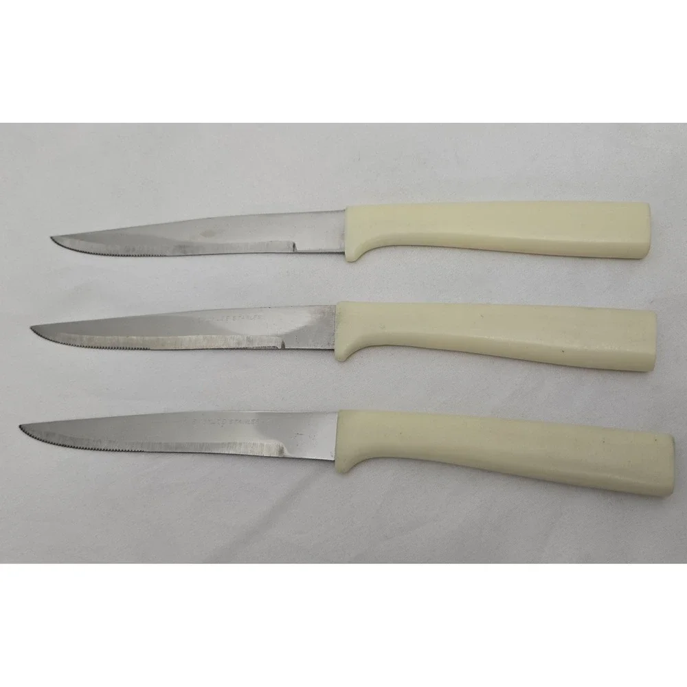 Lot Of Three (3) Vintage Everbrite Stainless Steel Steak Knives Cream Handle GUC